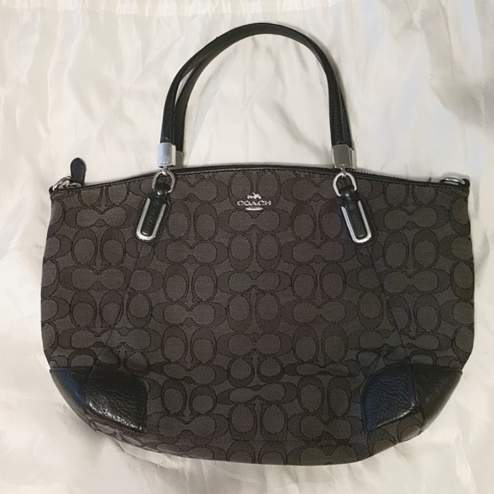 👜Authentic Coach Kelsey Satchel
